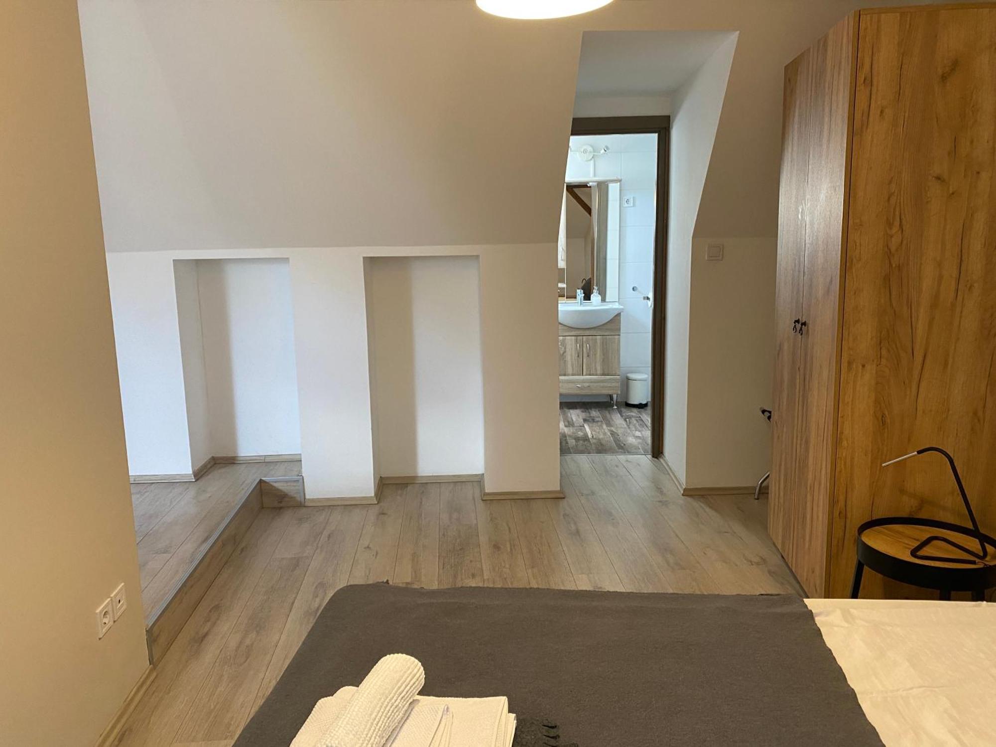 Vatus Apartmanhaz Vác Exterior foto