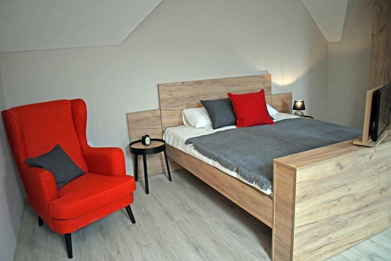 Vatus Apartmanhaz Vác Exterior foto
